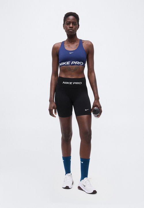 Nike Pro 365 — photo 2