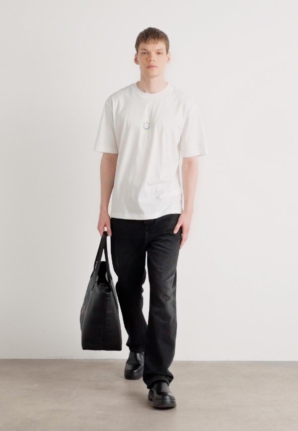 NAPOKA - Print T-shirt2