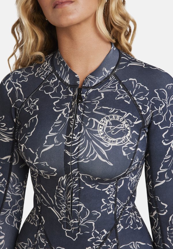 SALTY DAYZ  - Swimsuit2