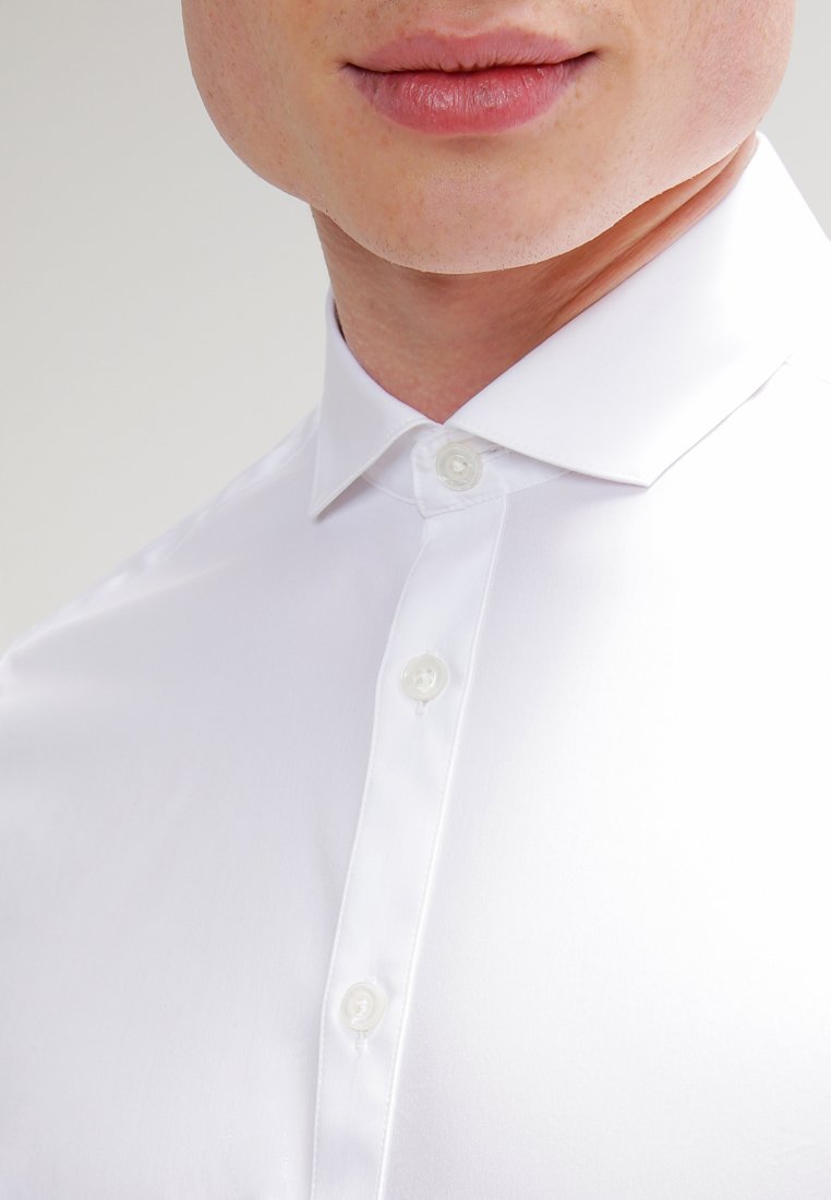 Tiger of Sweden STEEL SLIM FIT Finskjorte pure white Tiger of Sweden STEEL SLIM FIT Finskjorte pure white