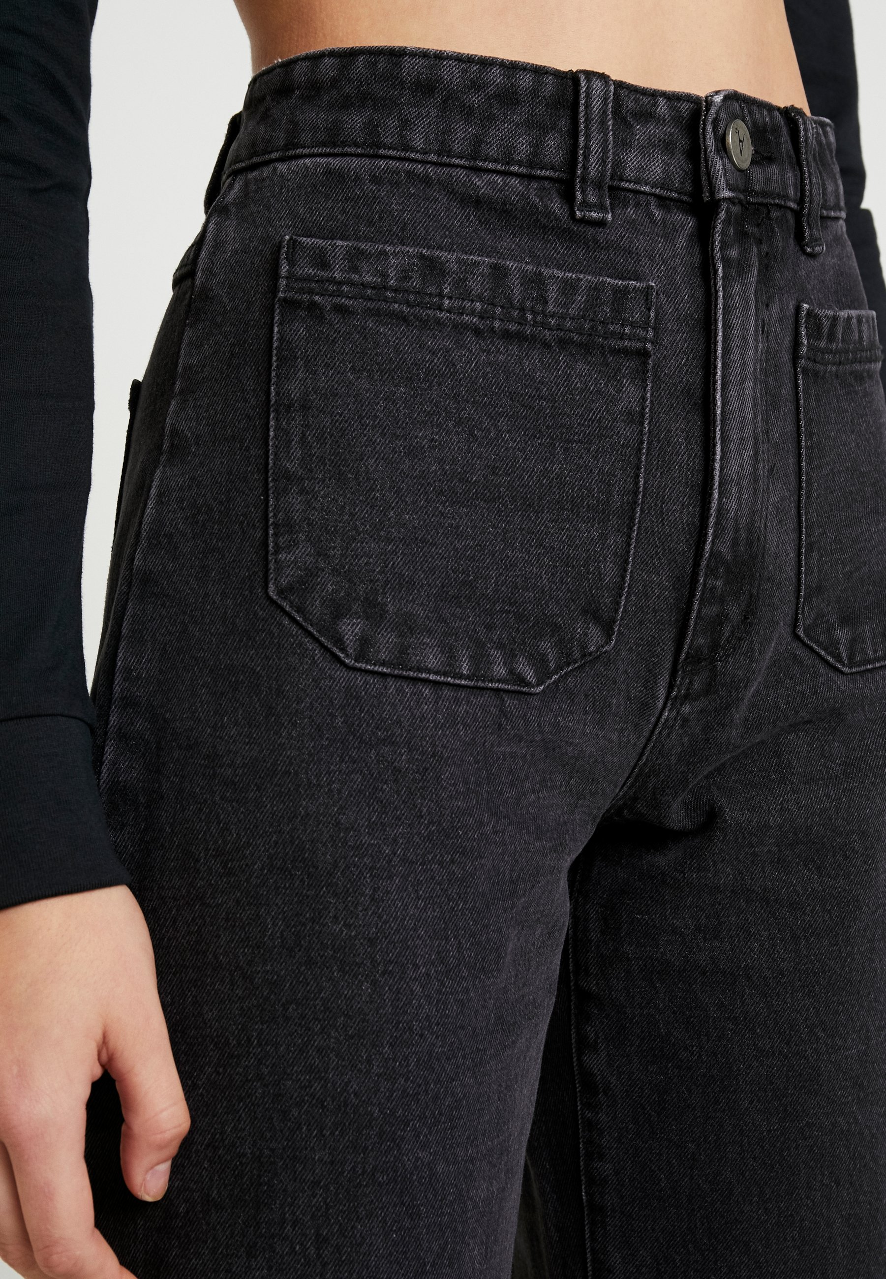 abrand a street aline graphite