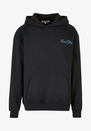 Schwarzer Kapuzenpullover mit einer Fronttasche, der auf der linken Brust ein gesticktes türkisfarbenes "Honor & Glory" trägt. Weicher Stoff, gerippte Bündchen.