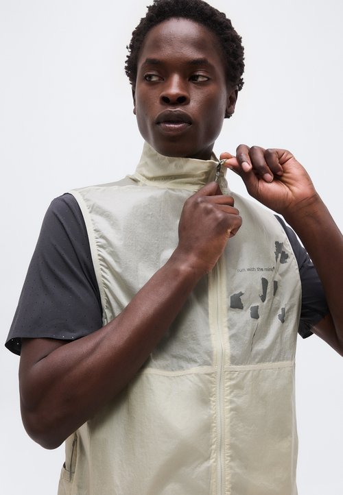 adidas adi365 Vest — photo 4