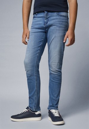 Jeansy Slim Fit