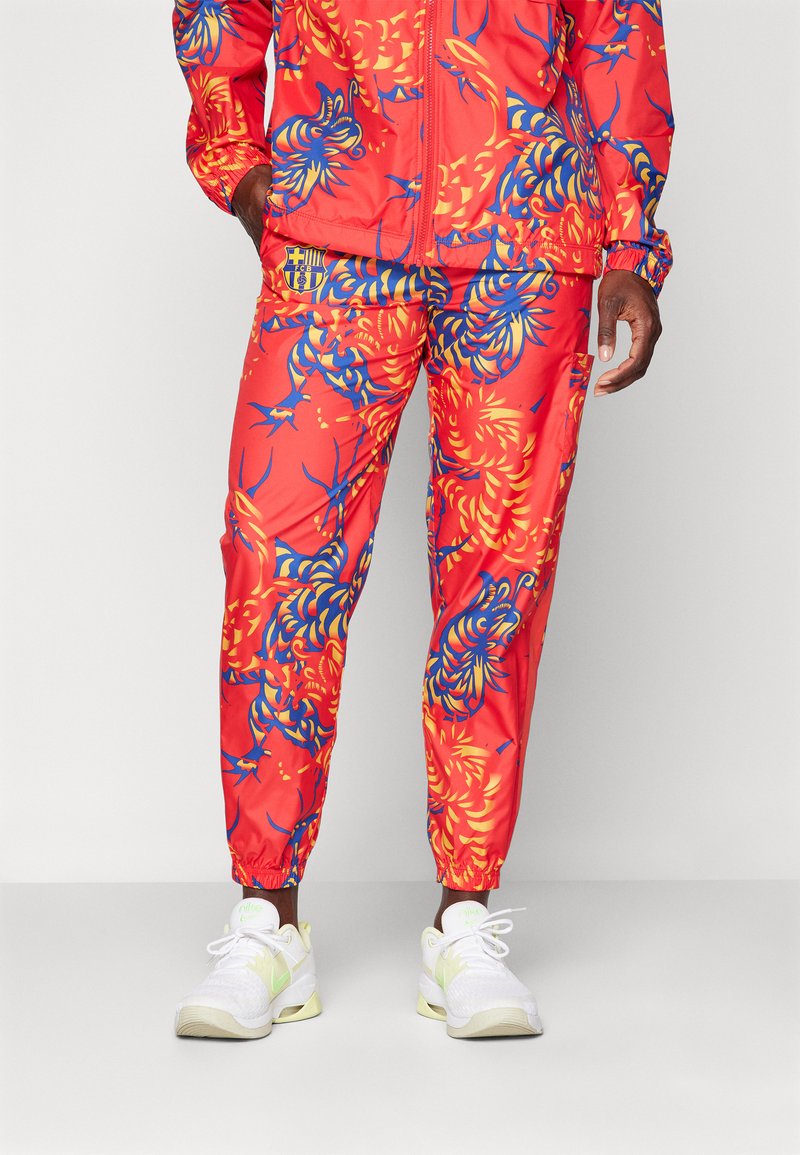 Nike Performance FC BARCELONA ESSENTIAL PANT - Equipación de clubes - university red/university gold