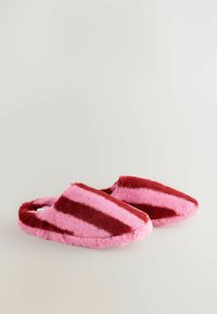 Unselected, pink stripe