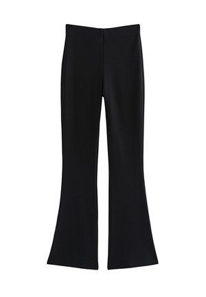 Zwarte broek met hoge taille en uitlopende pijpen, gemaakt van soepel, rekbaar materiaal, plat gelegd op een witte achtergrond.