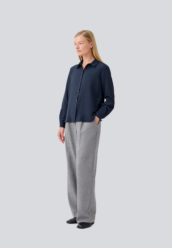 OSSAMD - Button-down blouse2