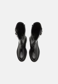 Kennel + Schmenger MASTER X - Platform-saappaat - schwarz