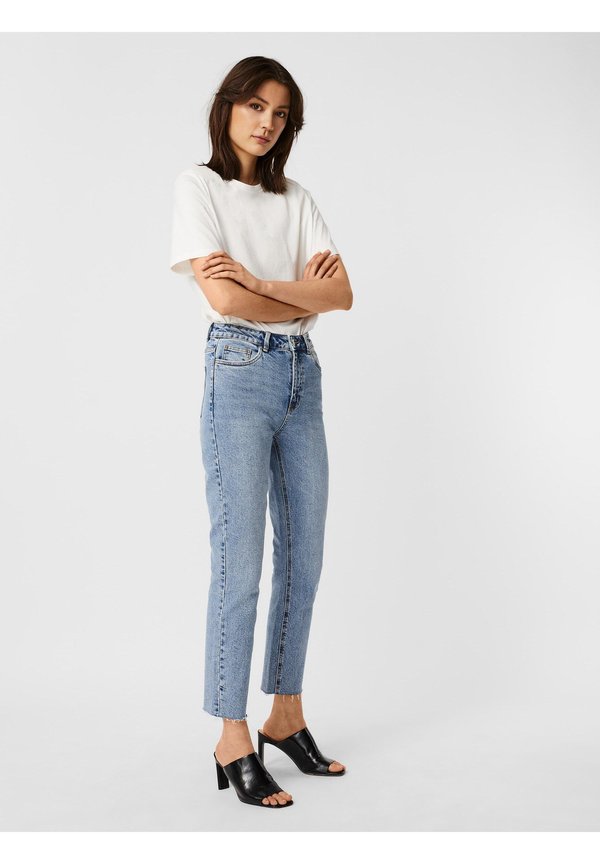 NOOS - Straight leg jeans3