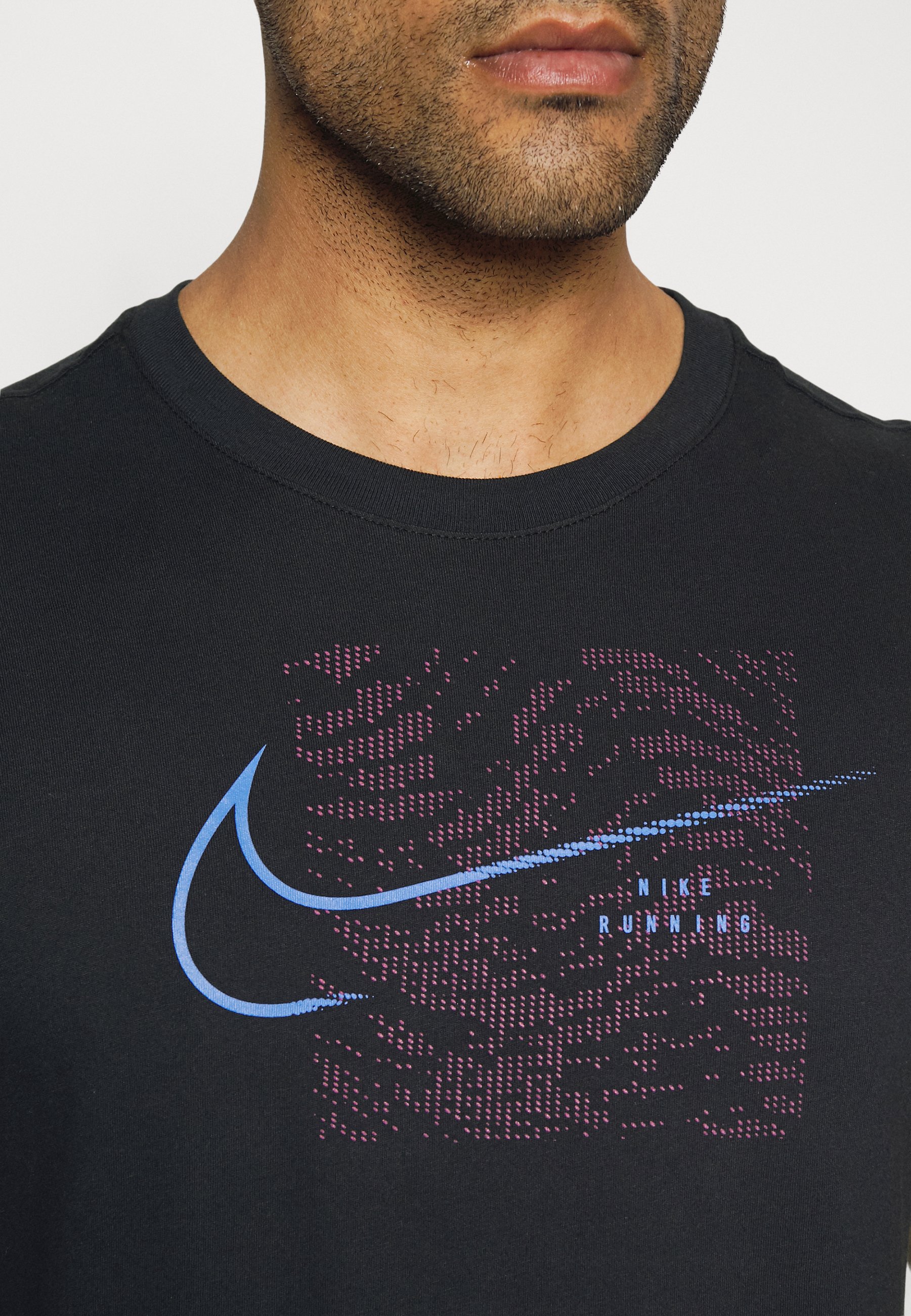 Nike Performance TEE RUN DIVISION 