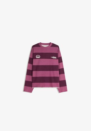 Hosszú ujjú csíkos pulóver rózsaszín és bordó árnyalatokban, kerek nyakú és hímzett logókkal a mellrészen.