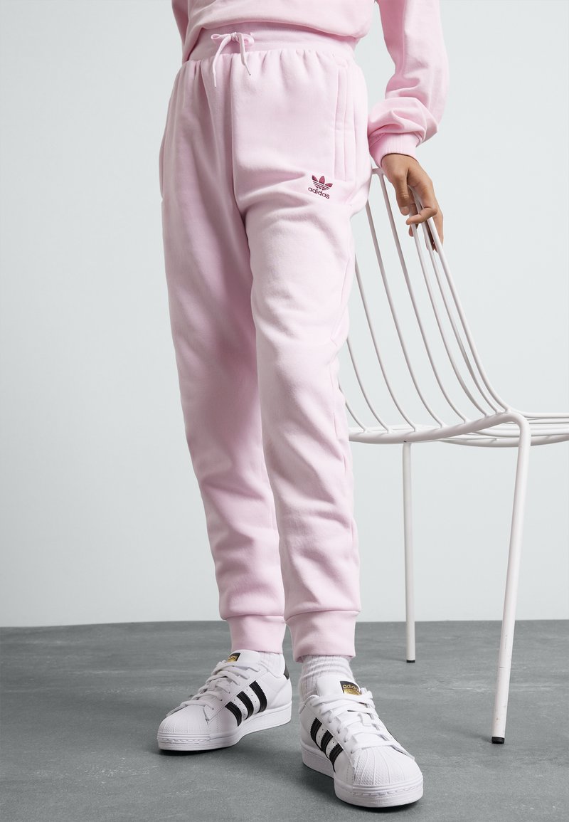 adidas Originals PANTS JUNIOR UNISEX - Tepláky - clear pink/maroon