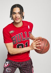 Mitchell & Ness NBA CHICAGO BULLS TEE BULLS DENNIS RODMAN - Equipación de clubes - red