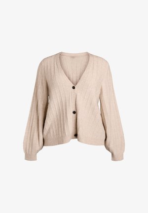 Beige ribstrikket cardigan med V-hals, lange pufærmer og tre sorte knapper foran.
