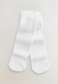 Hvide bomuldsokker med en glat tekstur, der har et klassisk design og ribbede kanter, lagt fladt på en neutral baggrund.