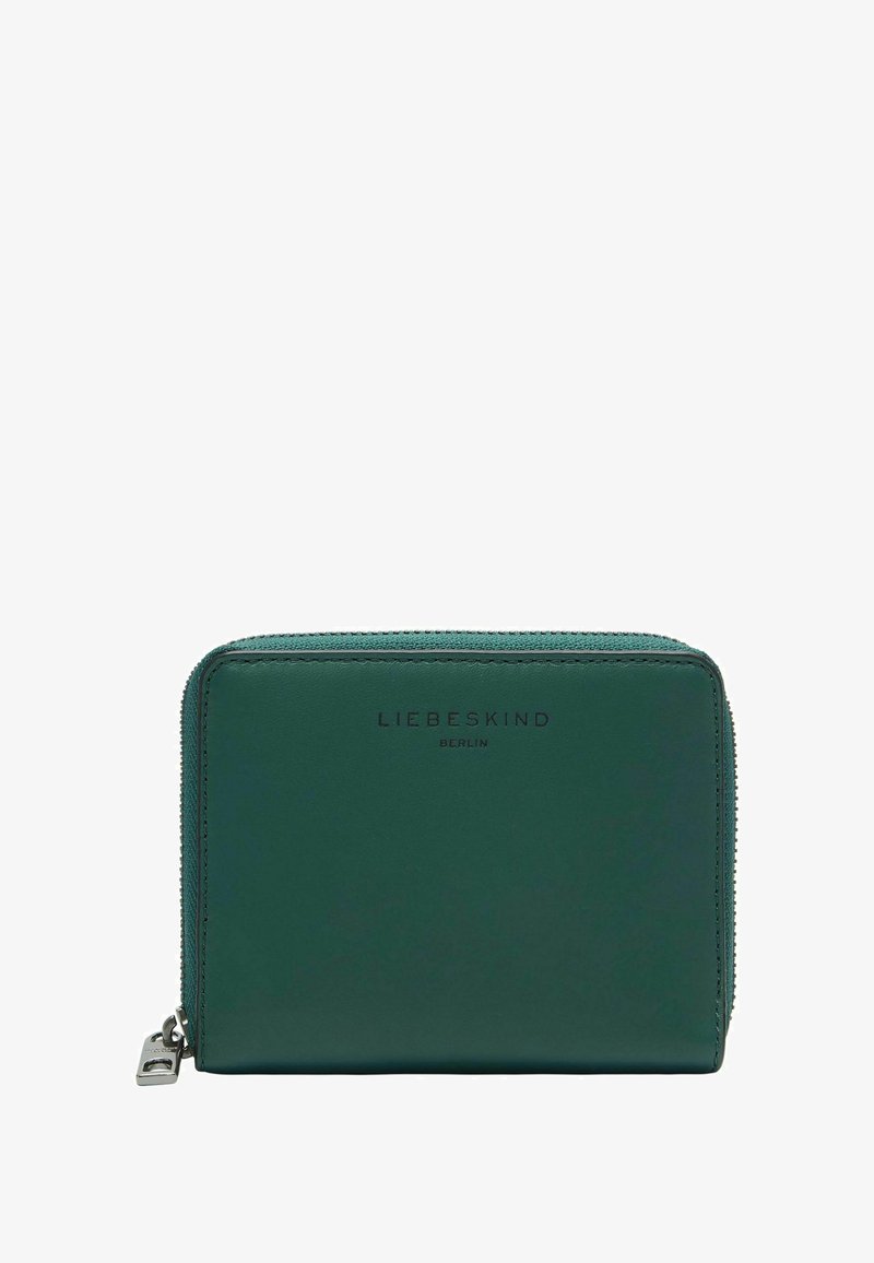 Zielony skórzany portfel o gładkiej fakturze, zaokrąglonych krawędziach i zamknięciu na zamek błyskawiczny. Na przodzie wytłoczona jest nazwa marki "LIEBESKIND BERLIN".