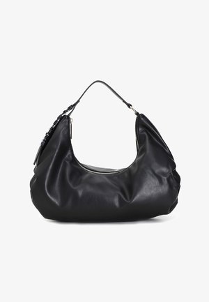 Bolso de mano de cuero negro con una silueta curvada, cierre superior con cremallera y un asa única. Presenta una textura ligeramente arrugada y acentos de hardware mínimos.