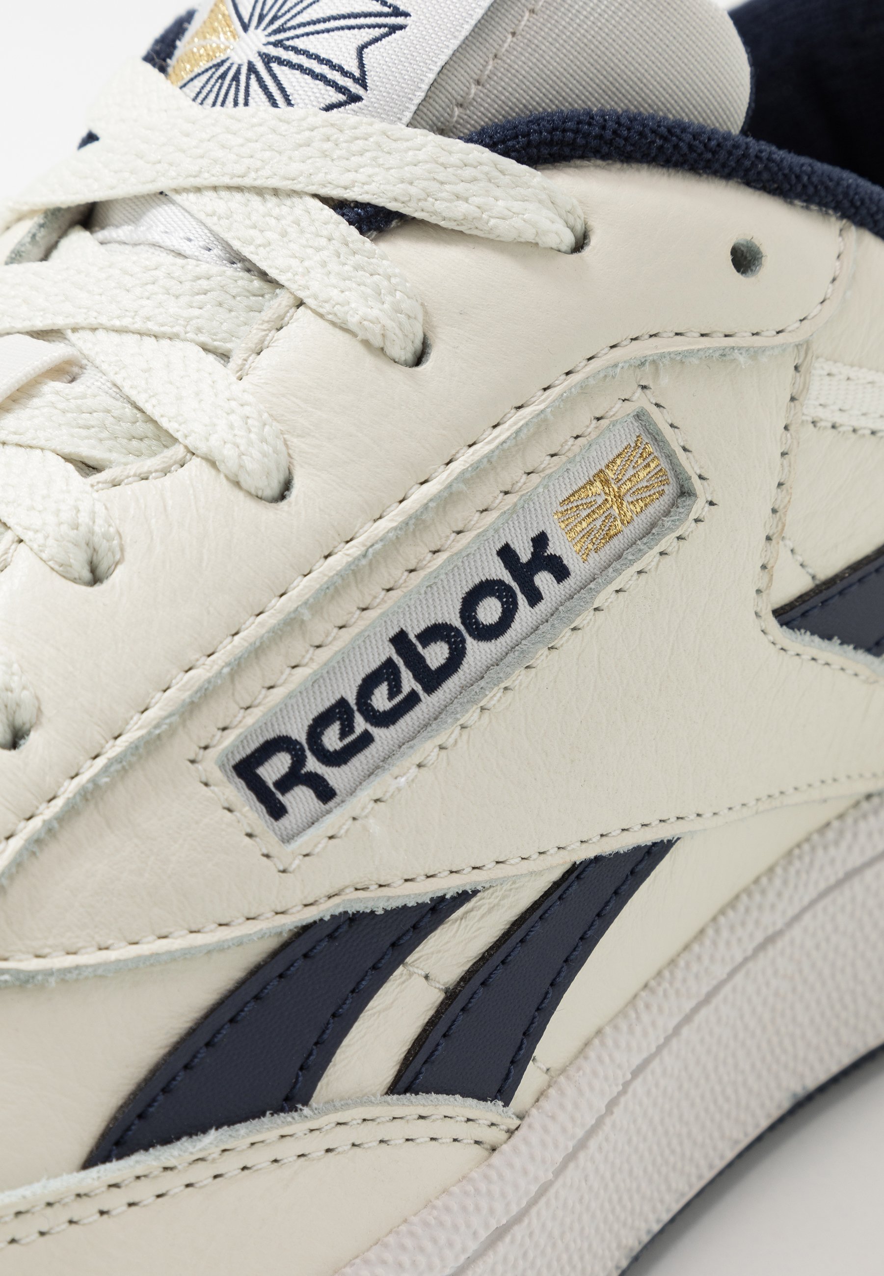 ICOMPRE 2 DE CADA CAJA zalando reebok club c revenge Y OBTENGA UN 70% DE  DESCUENTO!