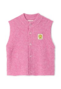 Roza pletena brezrokavnik z teksturiranim rebrastim vzorcem, z okroglim izrezom, brez rokavov in dvema sprednjima gumboma. Vključuje rumen cvetni aplika.