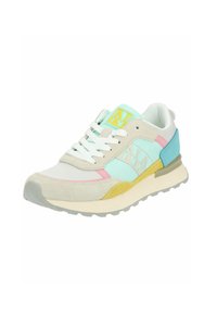 Sneaker leggera con un mix di materiali, caratterizzata da sezioni in verde menta, rosa, giallo e beige, lacci bianchi e dettagli testurizzati.