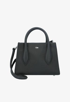 Zwarte handtas met textuur, voorzien van twee bovenhandvatten en een afneembare schouderriem. Heeft zilveren logo-details en kenmerkende, langwerpige oorkleurige accenten.