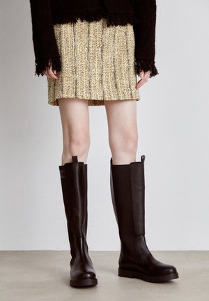 Plateaustøvler - black