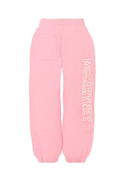 Roze sweatpants met een elastische tailleband en boorden. Heeft een zijzak en de tekst "MCARTNEY" in contrasterend wit langs één pijp.