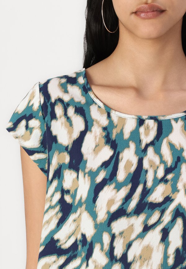 ONLVIC - Blouse - pacific2