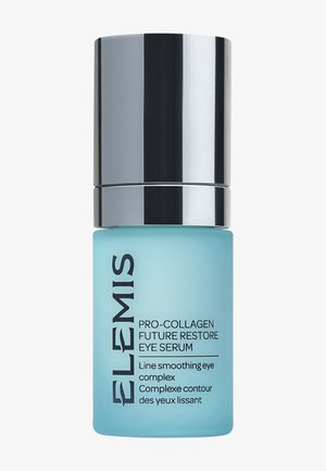 Bouteille mate bleue avec bouchon argenté étiquetée Elemis Pro-Collagen Future Restore Eye Serum pour lisser les ridules autour des yeux.
