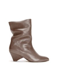 Unselected, coffee brown