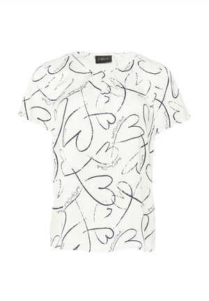 Weiße kurzärmlige Bluse mit einem schwarzen Herz-Muster und Schriftzug-Design. Sie hat einen runden Ausschnitt und eine glatte Stofftextur.