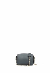 Borsa a tracolla in pelle sintetica grigia con tracolla a catena dorata, forma rettangolare, chiusura con zip e dettaglio etichetta in pelle con logo.