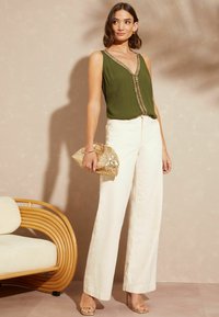 Love & Roses SEQUIN V NECK REGULAR FIT - Blūze - khaki green