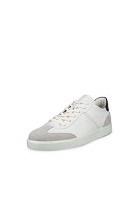 Valkoinen nahkakenkä, jossa on harmaat mokkanahkakorostukset, kuvioitu kumipohja ja kontrastivärinen musta kantatieto. Varustettu tavallisilla nauhoilla ja rei'ityksillä.