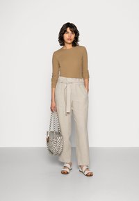 Samsøe Samsøe ALEXA - Camisola de manga comprida - camel