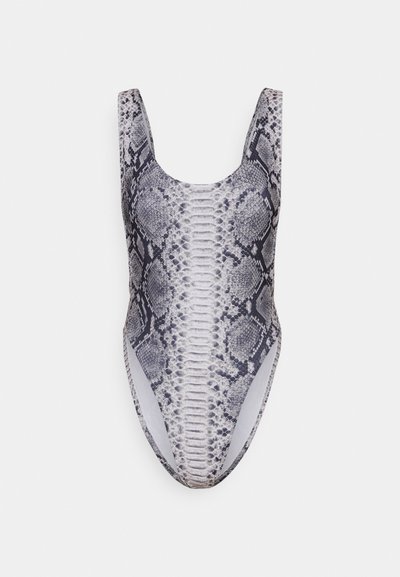 Norma Kamali MARISSA - T-shirt imprimé - black/white python