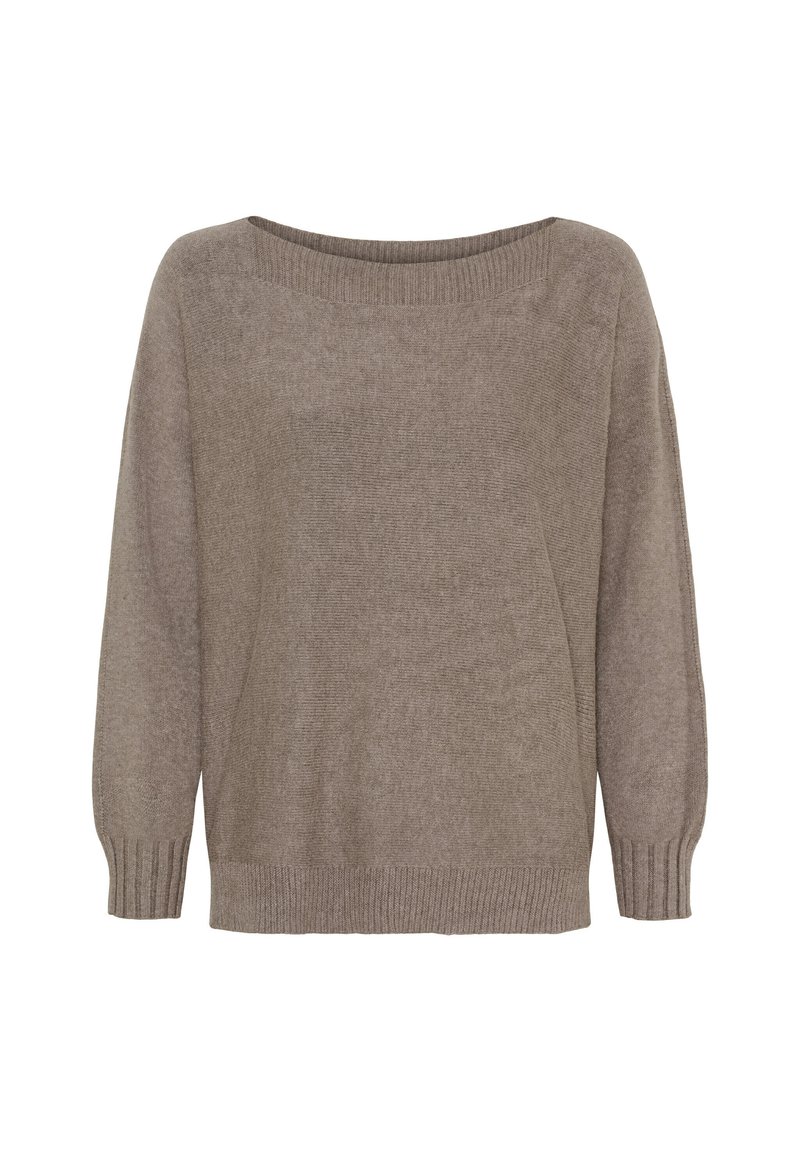 Brun strikket sweater, oversized design, bred halsudskæring, lange ærmer, ribbede manchetter og kant, blød tekstur, minimalitisk stil.