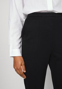 Modström Broek - black