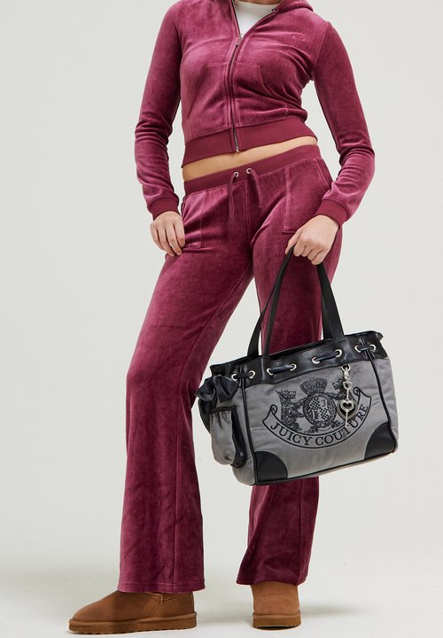 Juicy Couture
DAYDREAMER - Handbag - grey