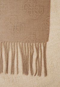Guess SCARF 65X180 - Bufanda - latte