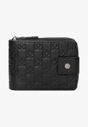 Must mustruppane nahkline rahakott, millel on tekstureeritud logo muster, nööpsulgur ja sile viimistlus. Kompaktne ristkülikukujuline kuju, millel on õmbluse detailid.