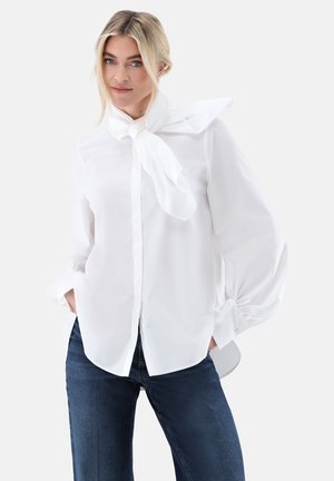 FANIELA - Hemdbluse - white