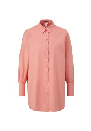 Vaaleanpunainen pitkähihainen paita kevyttä puuvillaa. Ominaisuuksiin kuuluu napitettavuus edessä, klassinen kaulus ja rypytetyt hihat rentoa istuvuutta varten.