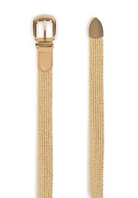 Cintura intrecciata beige con fibbia in metallo dorato. La cintura presenta una punta finale in pelle liscia e una trama intrecciata lungo tutta la sua lunghezza.