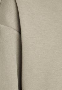 ONLY Play ONPLOUNGE LIFE NOOS - Camisola - brindle