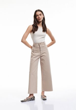Wide leg - beige