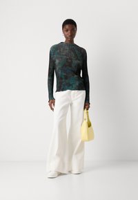 Marc Cain Top s dlhým rukávom - dark jade green