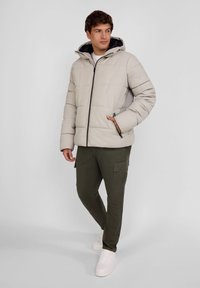 RESPECT QUILTED WITH ZIP POCKETS - Chaqueta de invierno - light grey