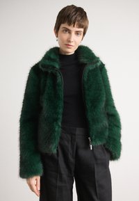 Marc Cain Veste d'hiver - dark jade green